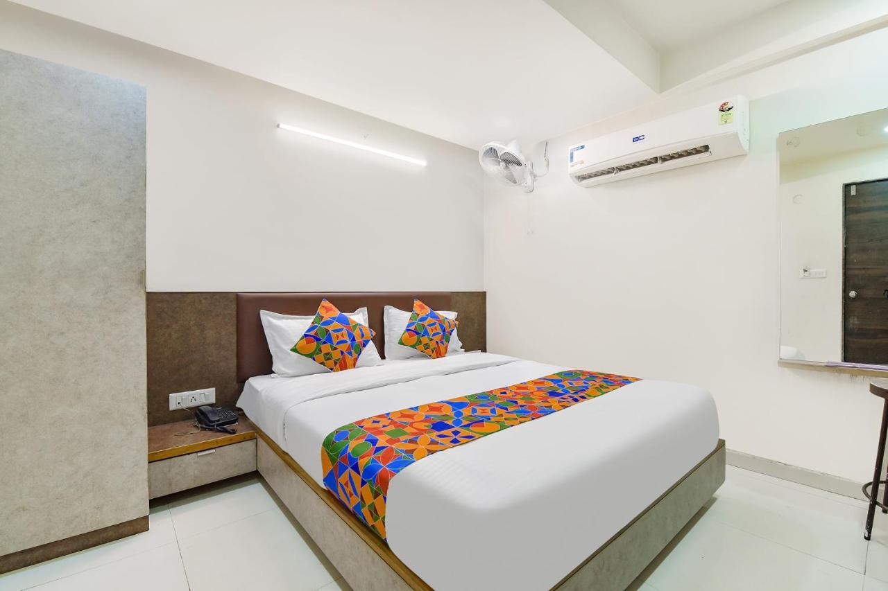 Fabhotel Crystal - Nr Odau Ring Road Ahmedabad Extérieur photo
